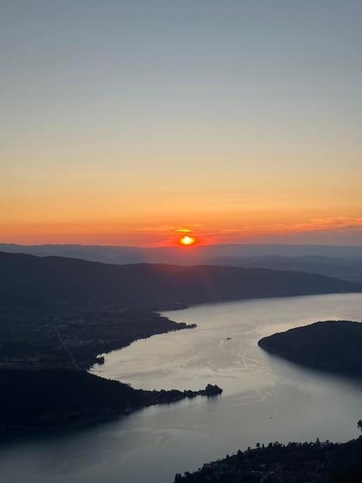 Апартаменты Cocon A La Campagne,Proche Annecy Альби-сюр-Шеран Экстерьер фото